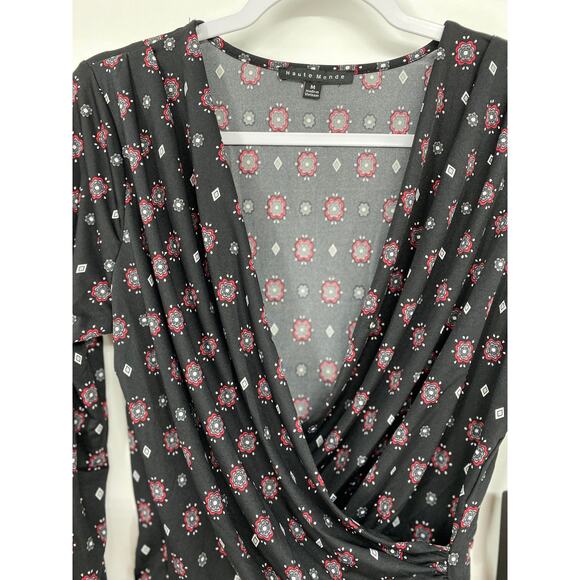 Haute Monde Womens Black Red Vneck Long Sleeve Blouse Top Shirt NEW Size Medium - Picture 3 of 10